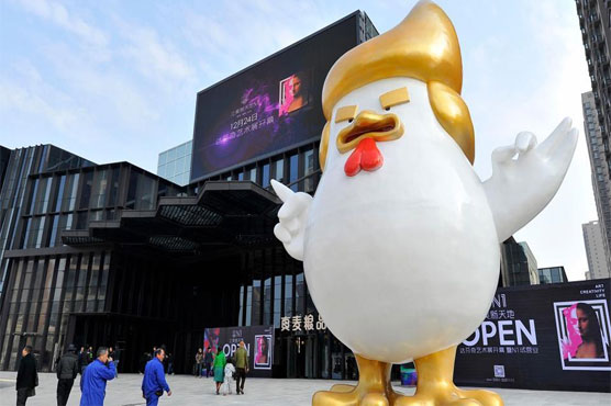 Furious enough - China gives Trump 'the bird'