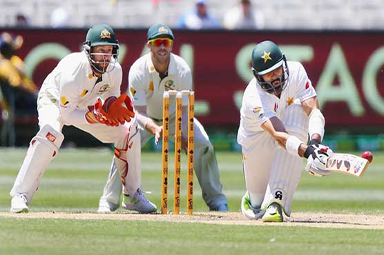 Pakistan 91-5, trail Australia by 90 runs