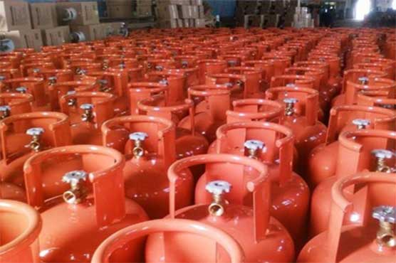 LPG price likely to reduce by Rs 5-10 per kg