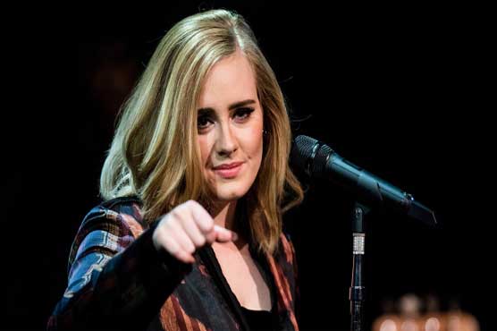 Adele objects as Trump plays song