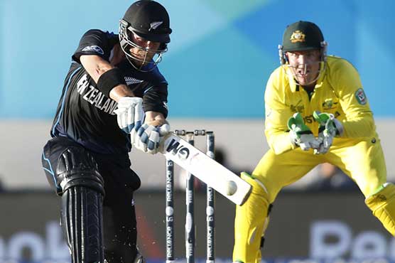 Kiwis and Aussies at loggerheads over wicket