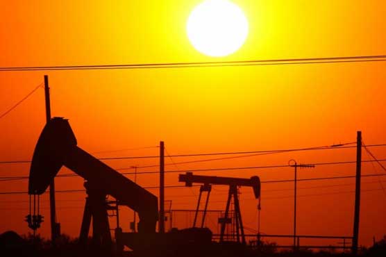 Asian markets tumble as oil collapses again