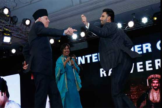 78-year-old ex-IHK CM shows dance moves with Ranveer Singh