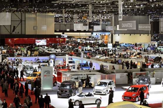 SUVs rev up at Delhi auto show despite pollution crackdown