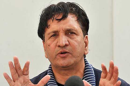 Abdul Qadir urges ICC to amend Mankad law