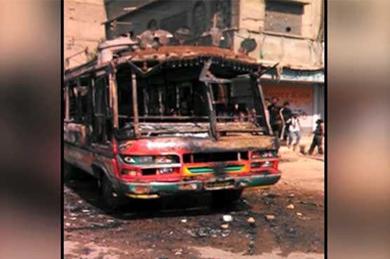 Bus crushes two women to death, leaves minor injured in Karachi