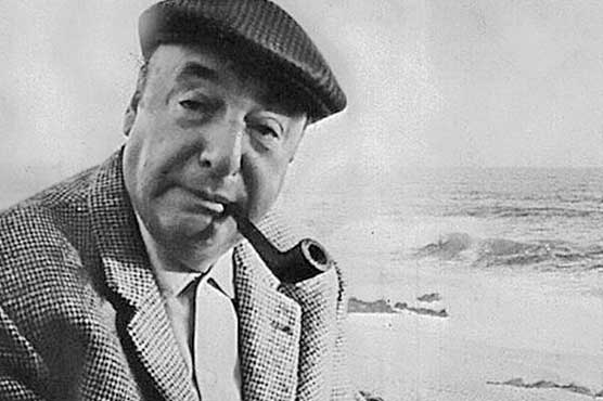 Chile court orders poet Neruda's remains returned