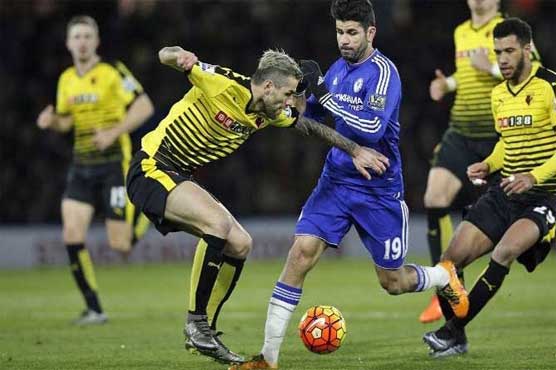 Football: Gomes denies Chelsea, Everton end slump