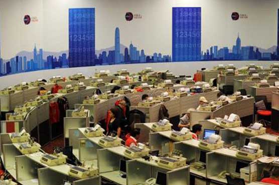 Hong Kong climb on oil rally, US gains