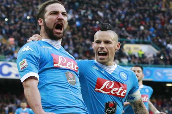 Football: Higuain hits 24th goal as Napoli, Juve pull away