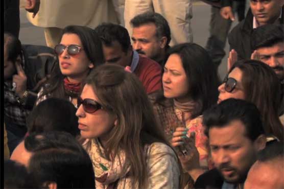 Protesting PIA employees accuse management of threatening them