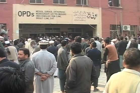 Doctors, paramedics take to streets against Essential Services Act in Peshawar
