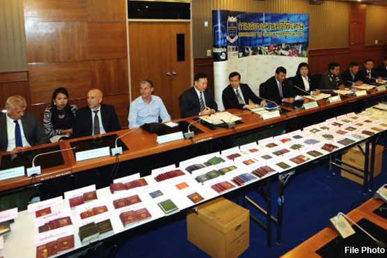 Thai cops bust high quality fake passport gang