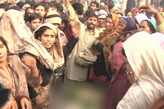 Relatives protest as local tortured to death by policeman in Ferozwala