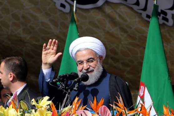 Banners and selfies as Iranians mark revolution anniversary