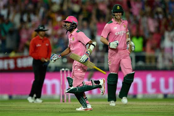 South Africa beat England by one wicket in 4th ODI