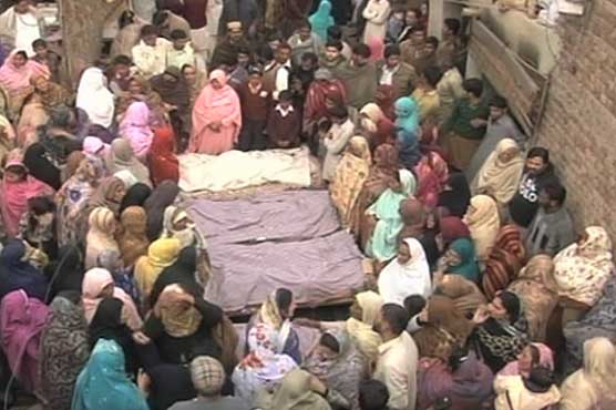 Two more succumb to injuries in deadly Sheikhupura road accident, toll reaches 16