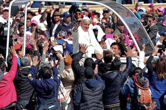 Pope urges Mexico bishops to fight drug trade with 'courage'