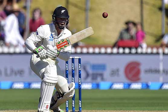 Kiwis blame batting, not umpire for Test hiding