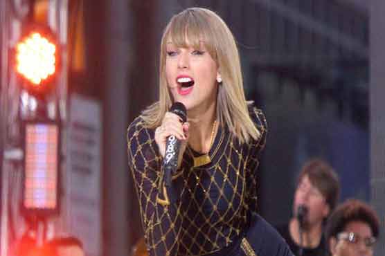 Taylor Swift wins Album of the Year Grammy for '1989'