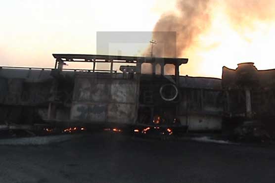 Two dead as oil tanker catches fire in Nawabshah