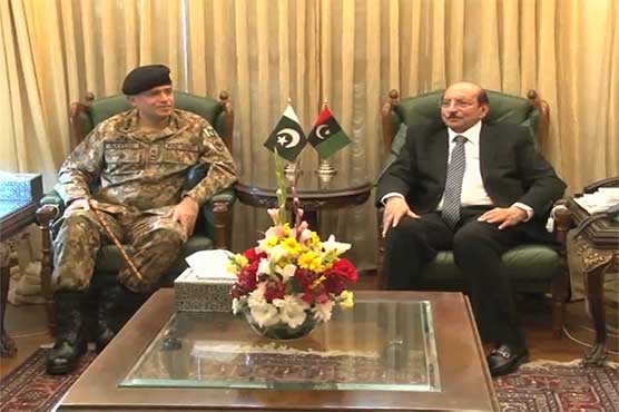 Qaim Ali Shah meets Corps Commander, discusses law and order