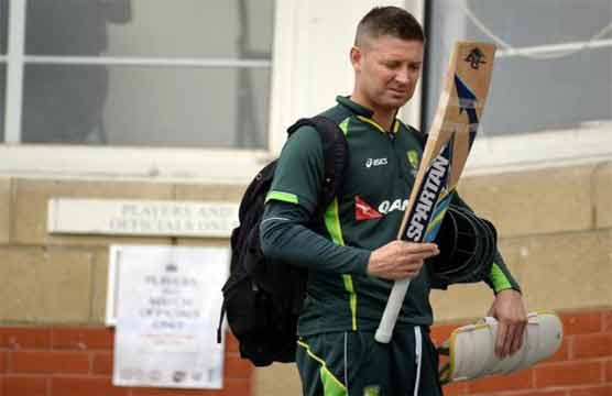 Clarke makes return with eyes on T20