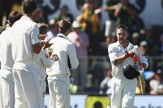 McCullum's record spree gets Kiwis back in game