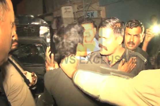 Karachi: Police officers turn on each other as dispute turns ugly 