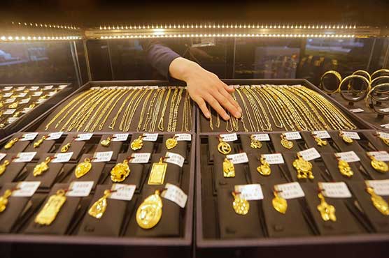 Jewel thieves make off with $1mn booty in Switzerland: police