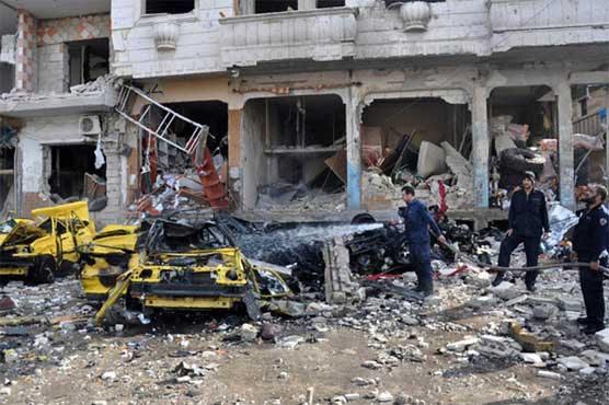 IS blasts kill more than 150 as US, Russia press Syria truce