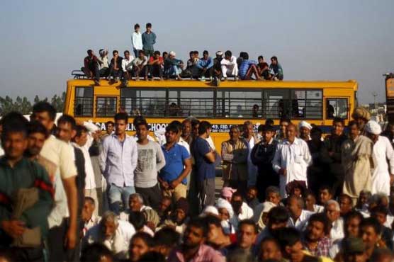 Indian caste protesters keep up blockade; Delhi water restored