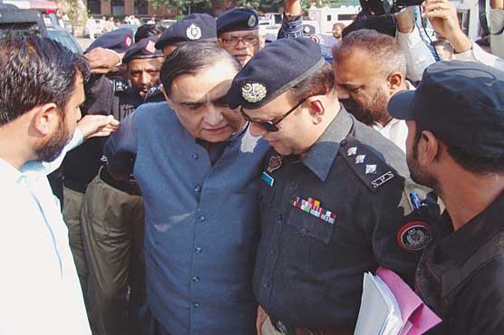 Court adjourns hearing of Dr Asim's corruption reference until March 5