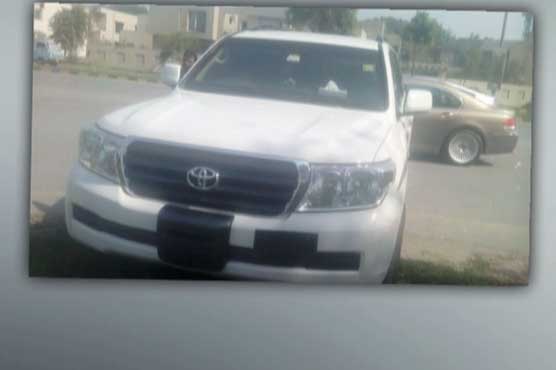 Punjab excise dept impound KP CM's vehicle over fake registration