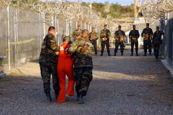Obama presents plan to close Guantanamo prison