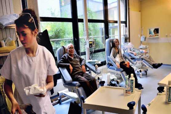 Study shows low-dose chemo keeps cancer under control