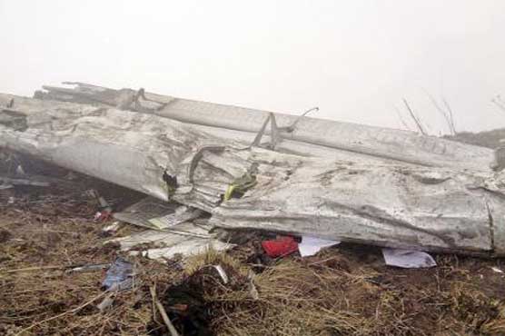 Emergency workers find bodies of Nepal plane crash victims