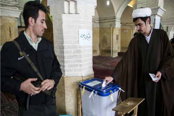 Top Iran conservatives lose seats on key supervisory body