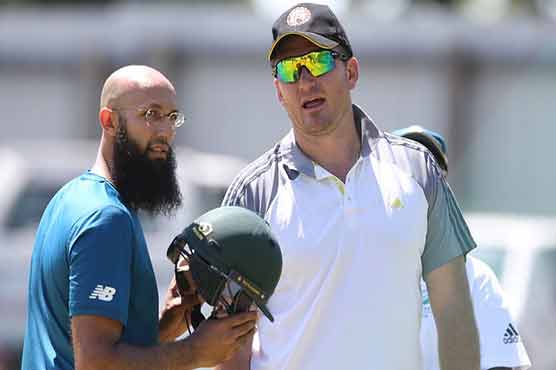 Graeme Smith called up to help South Africa