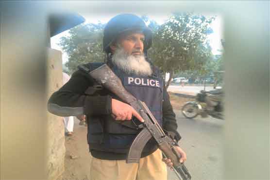 Lahore: Police constable killed in road accident