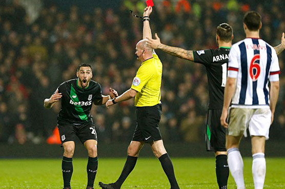 Football: Stoke's Cameron can face Liverpool after winning red card appeal