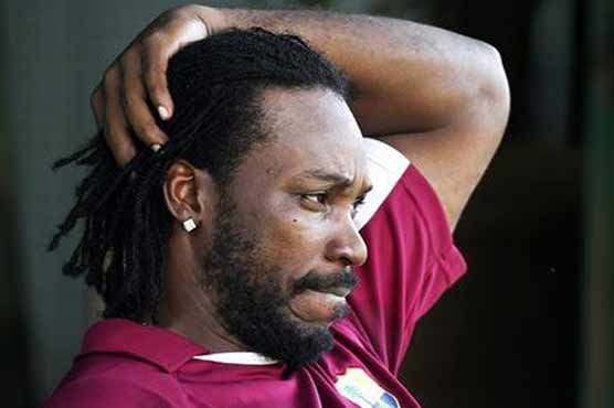 Chris Gayle fined US$7,000 by Melbourne Renegades for live TV chat up 'joke'