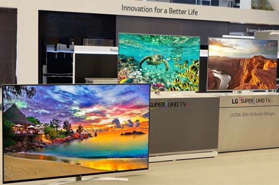 Ultra-thin, high-definition TVs battle for CES crown