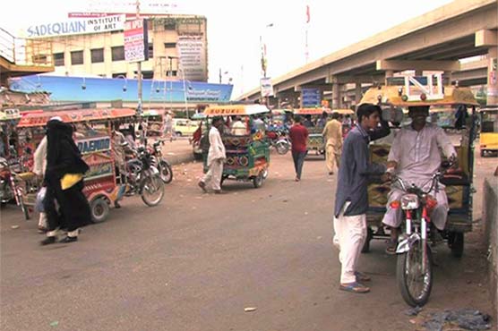 SC conditionally allows motorcycle-rickshaws on Karachi roads