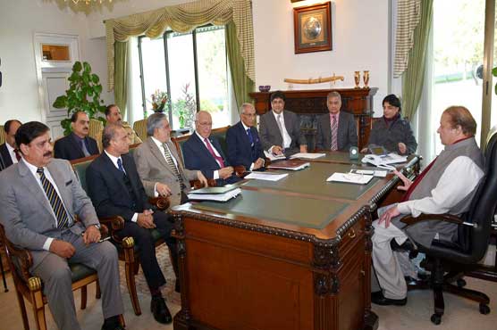 PM Nawaz discusses national, regional security issues with lawmakers