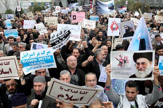 Anti-Saudi protests in Iran as row smoulders