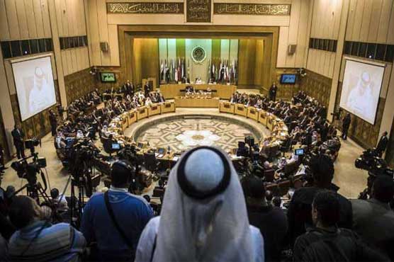 Arab diplomats rally behind Saudi in Iran row