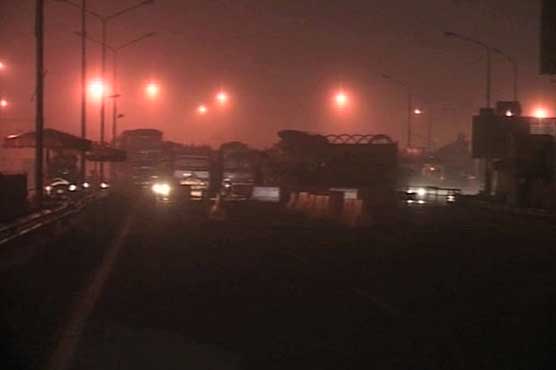 Islamabad motorway closed as dense fog blankets parts of country