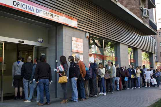 Spain's Air Europa charged job candidates 60 euros: unions