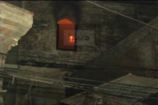Five killed as fire engulfs house in Lahore's Lohari Gate